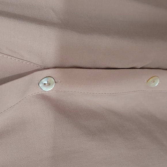 Women's Halogen light pink chambray dress with buttons, size medium - Picture 4 of 7